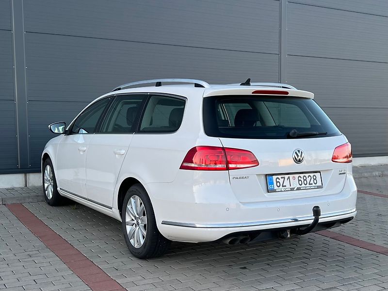 Volkswagen Passat TDI-ALU-NAVI-PLNÝ SERVIS - fotka 6 z 45