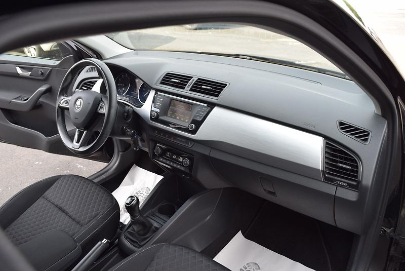 Škoda Fabia (2017) 1.2TSI 81kw ED. DRIVE AMBITION - fotka 32 z 43