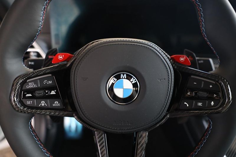 BMW M4 Competition M xDrive - fotka 11 z 19