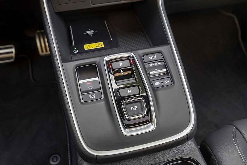 Honda CR-V v nové generaci během testů v Portu