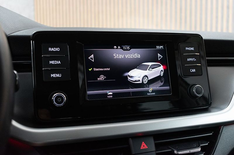 Škoda Scala 1.6 TDI DRIVE 125 YEARS*ČR 1.M - fotka 27 z 37