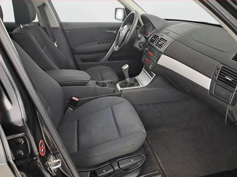 BMW X3 (2007) 2.0d, 4X4, Tažné - fotka 9 z 18