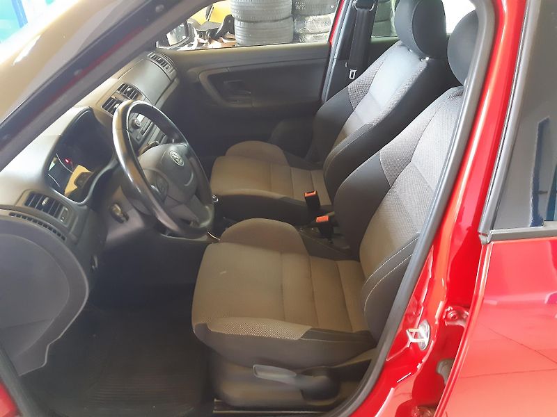 Škoda Fabia 1.2 TSI MONTE CARLO - fotka 8 z 20