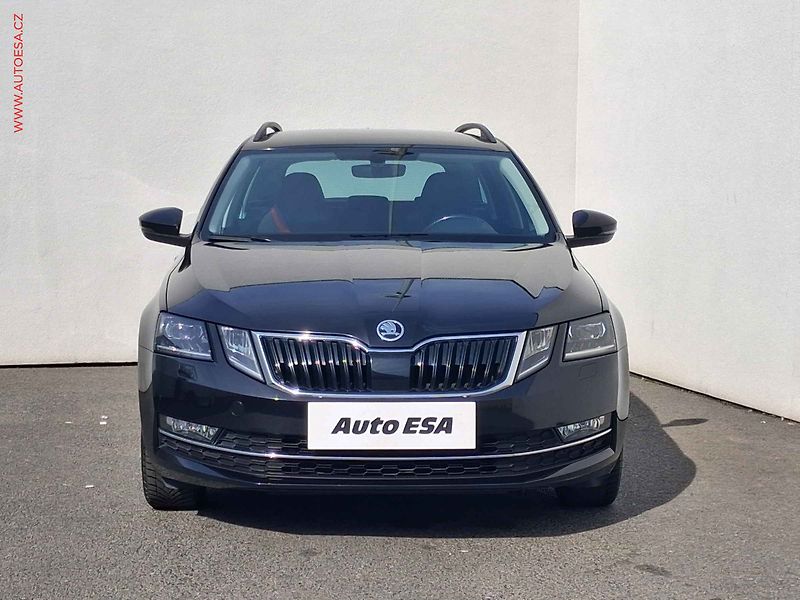 Škoda Octavia (2018) 1.6 TDi, Style, DSG, LED, TZ - fotka 2 z 19