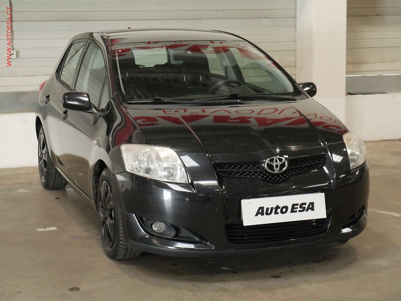 Toyota Auris (2008) 1.6 VVTi, 1.maj, AC, TZ, temp - fotografie inzerátu