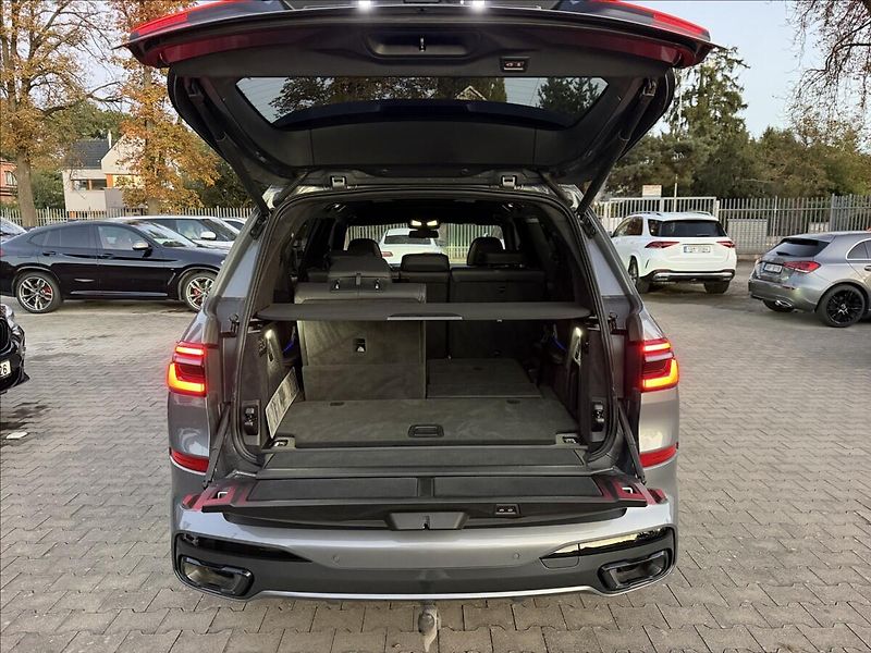 BMW X7 40d Msport X-drive - fotka 39 z 43