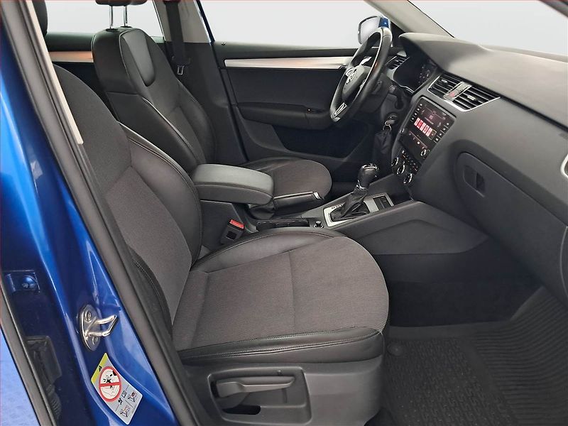 Škoda Octavia (2019) Style 1.6 TDI, Automat, Kůže - fotka 9 z 21