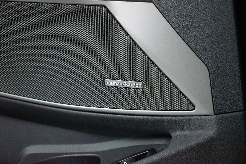 BMW Řada 3 320d xDrive ///M*ZÁRUKA*ČR 1.M - fotka 17 z 48