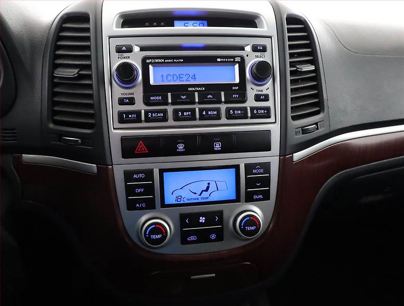 Hyundai Santa Fe (2006) 2.2 CRDi, 4X4, Xenony - fotka 9 z 14