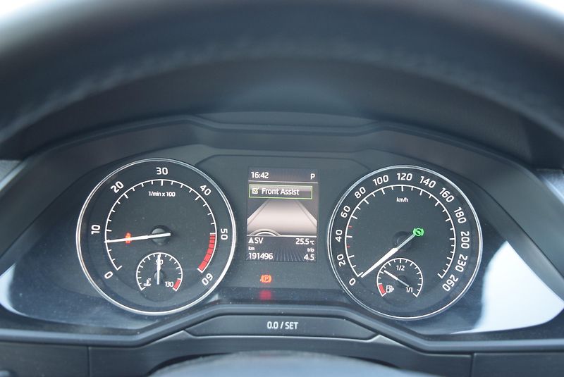 Škoda Superb (2016) 2.0TDI 140kw DSG 