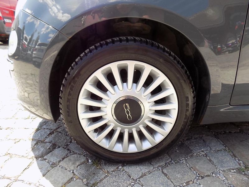 Fiat 500 1,2I 51 KW LOUNGE PANORAMA - fotka 33 z 38