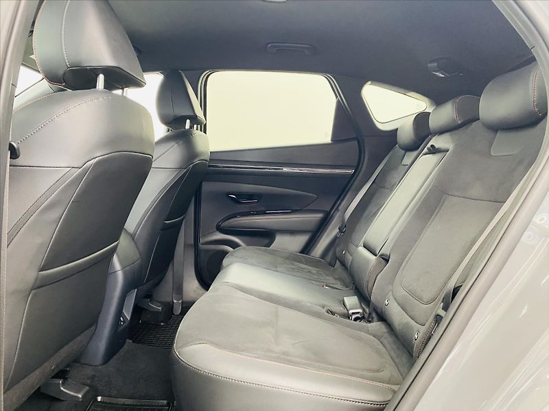 Hyundai Tucson 1,6 T-GDI N-line - fotka 6 z 24