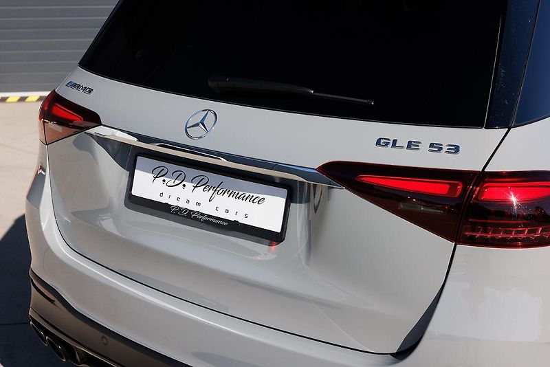 Mercedes-Benz GLE (2024)  GLE 53 AMG SUV 4Matic+ - fotka 22 z 61