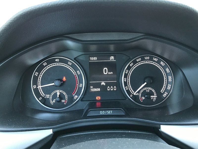Škoda Scala (2021) AMBITION 1,0 TSI 81 kW - fotka 16 z 25