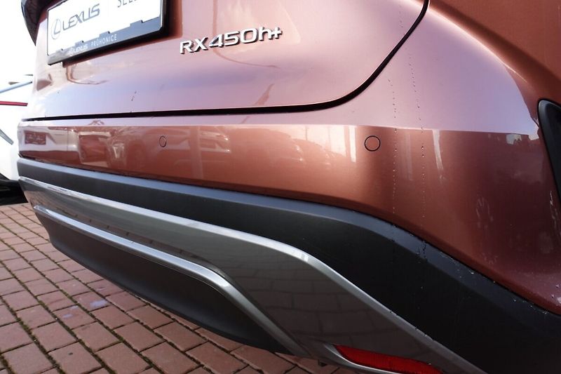 Lexus RX RX450+ PHEV Plug-in hybrid Exe - fotka 33 z 36