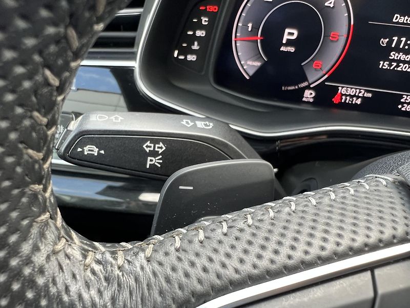 Audi Q8 (2020) 3.0TDI, quattro, S line - fotka 30 z 37