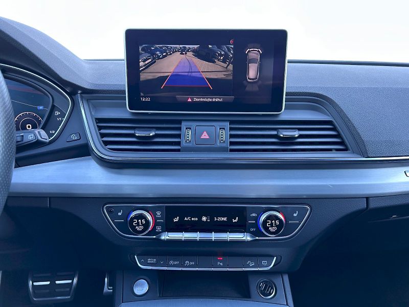 Audi Q5 (2019) 3.0 TDI 210kW Quattro S-LINE - fotka 21 z 35