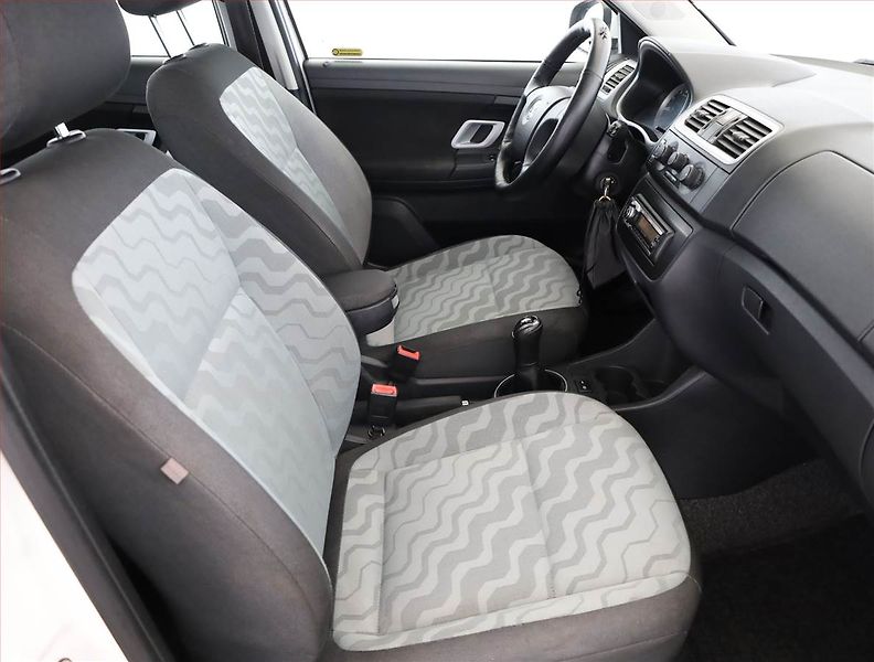 Škoda Fabia (2009) Ambiente 1.2 12V, Serv.kniha - fotka 7 z 16