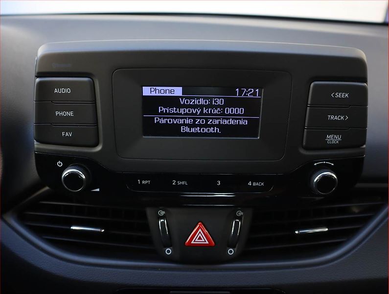Hyundai i30 (2020) Comfort 1.5 DPI, Serv.kniha - fotka 16 z 18