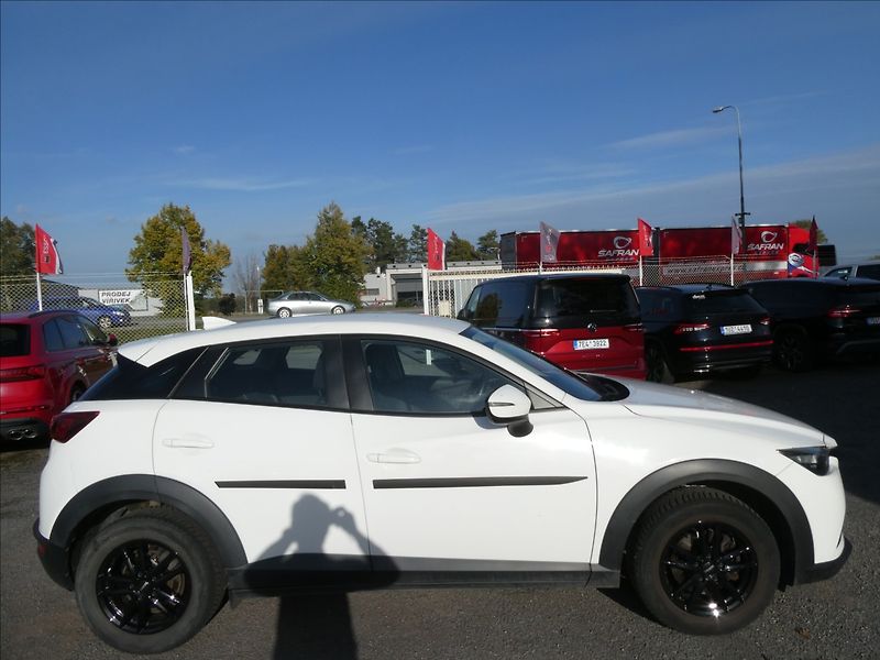Mazda CX-3 2,0 Skyactiv-G120 Revolution - fotka 12 z 37