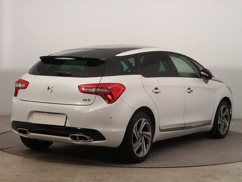 Citroën DS5 (2017) 2.0 BlueHDI, Automat, Kůže - fotka 5 z 17
