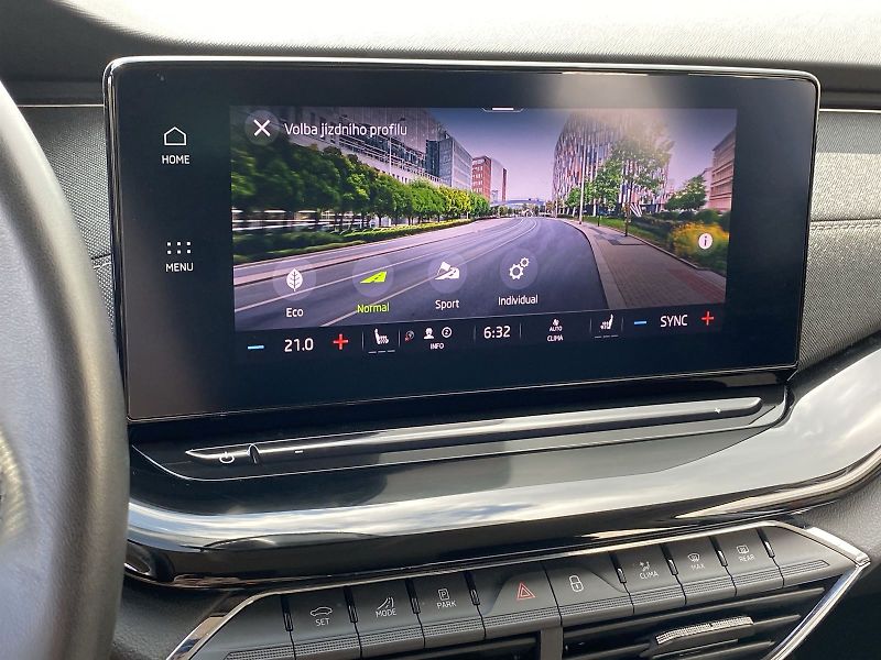 Škoda Octavia (2024) Combi 2.0 TDI DSG Style + - fotka 22 z 34