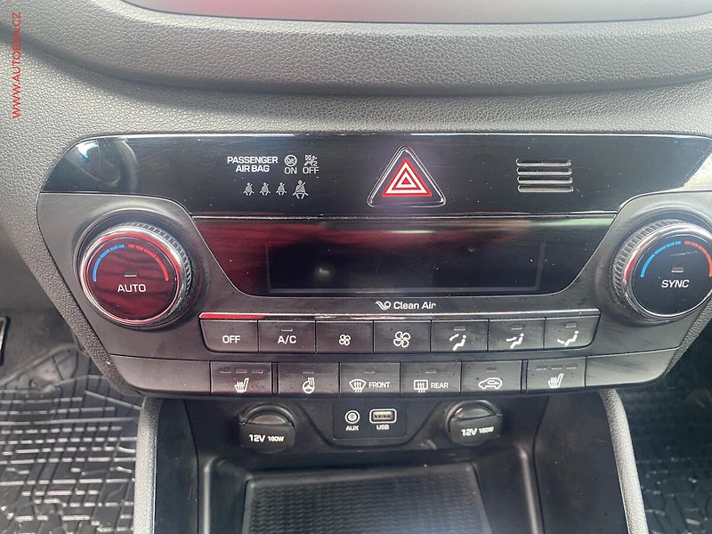 Hyundai Tucson (2016) 1.7 CRDi, ČR, Navi, AC - fotka 12 z 15