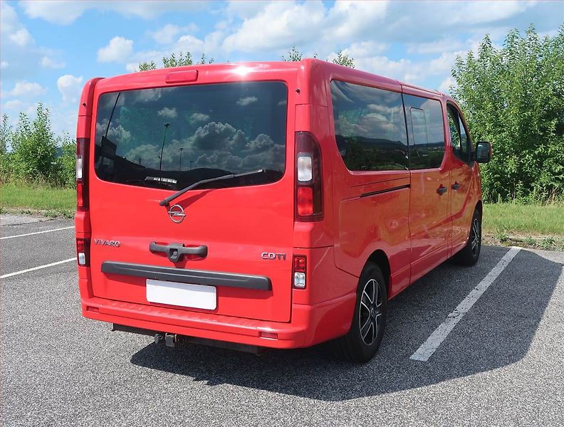 Opel Vivaro (2015) 1.6 CDTI, Bus, 9Míst, ČR - fotka 5 z 17