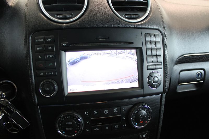 Mercedes-Benz GL (2012) 350CDi 4Matic,ČR,Grand Edition - fotka 13 z 19
