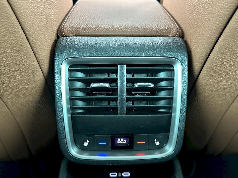 Škoda Octavia (2025) Combi 1.5TSI 110kW Exclusive S - fotka 31 z 36