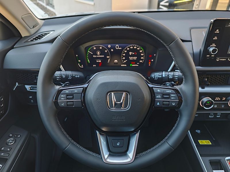 Honda CR-V (2025) 2.0 eHEV ADVANCE 4WD REZERVACE - fotka 9 z 43