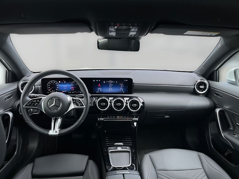 Mercedes-Benz Třídy A A-Třída 180 Progressive Editio - fotka 14 z 20