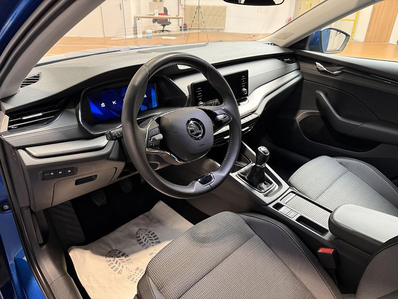 Škoda Octavia 2.0 TDI 85kW Ambition Combi - fotka 5 z 11
