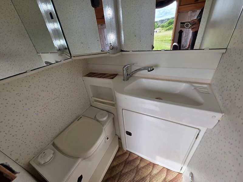 Fiat Ducato (1996) 1.9 TD-4x SPANÍ+JÍZDA-SOLÁR - fotka 18 z 28
