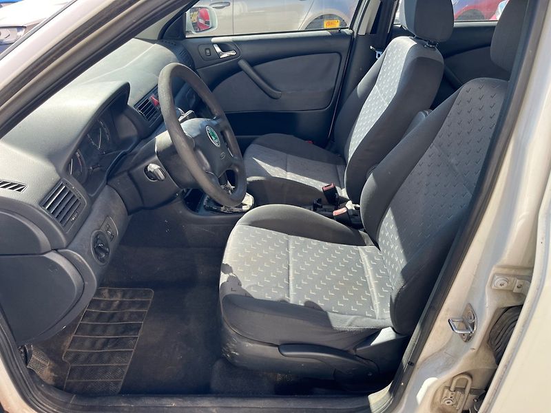 Škoda Octavia (2003) 1.9 TDI Tažné,nová STK - fotka 7 z 14