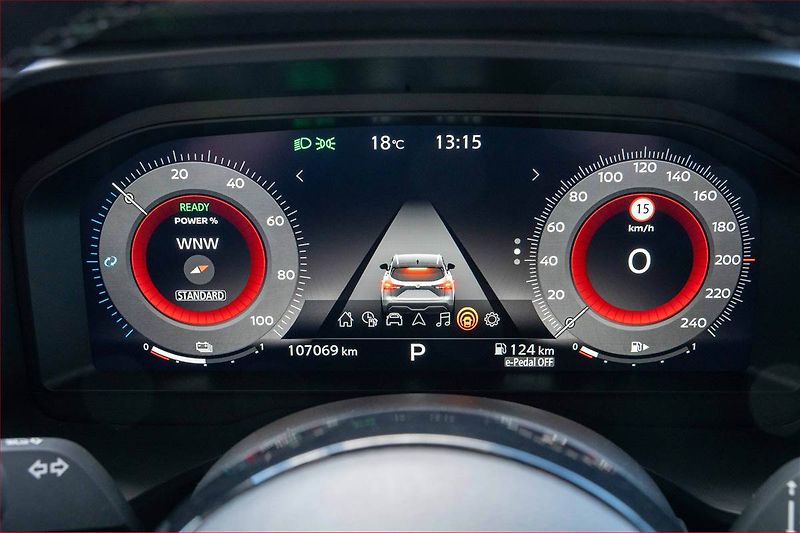 Nissan Qashqai (2023) N-Connecta 1.5 e-Power - fotka 11 z 19