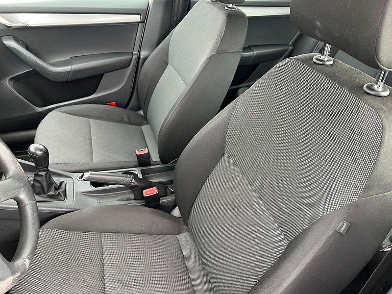 Škoda Octavia (2014) 1.6TDi 77kW! 2x kola! 1.maj+ČR - fotka 14 z 18
