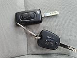 Citroën Berlingo (2011) 1.6 HDI MULTISPACE ČR/AC/PC/CD - náhled 35