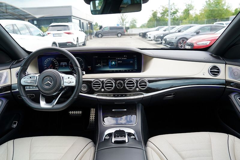 Mercedes-Benz Třídy S S 350d Long 4matic AMG TV - fotka 26 z 50