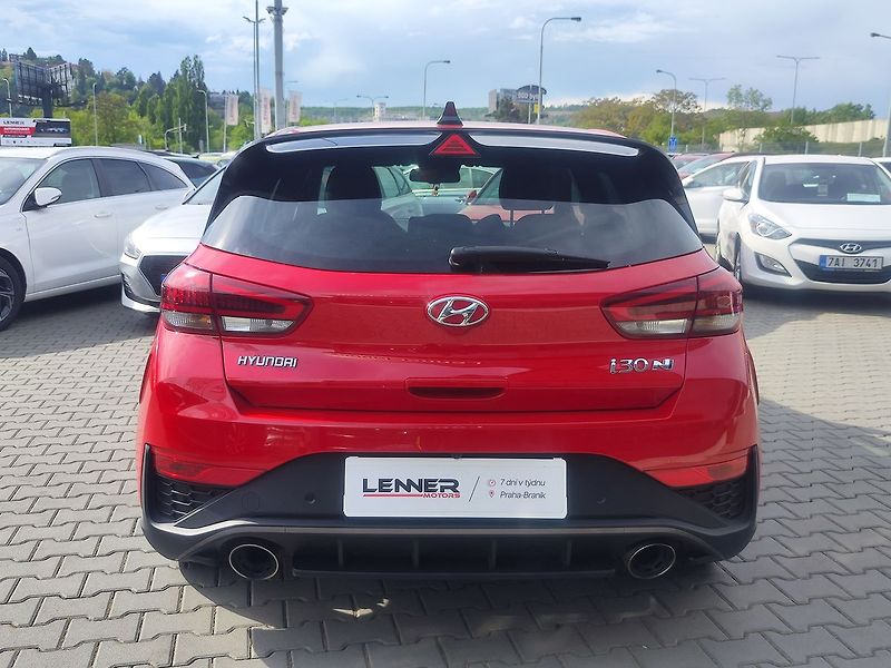 Hyundai i30 2.0 T-GDi/206kW N Performace - fotka 6 z 38