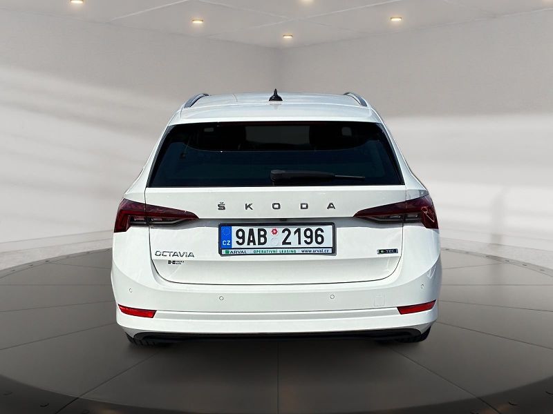 Škoda Octavia (2022) STYLE 1.5e-TEC 110kW DSG TAŽNÉ - fotka 5 z 11