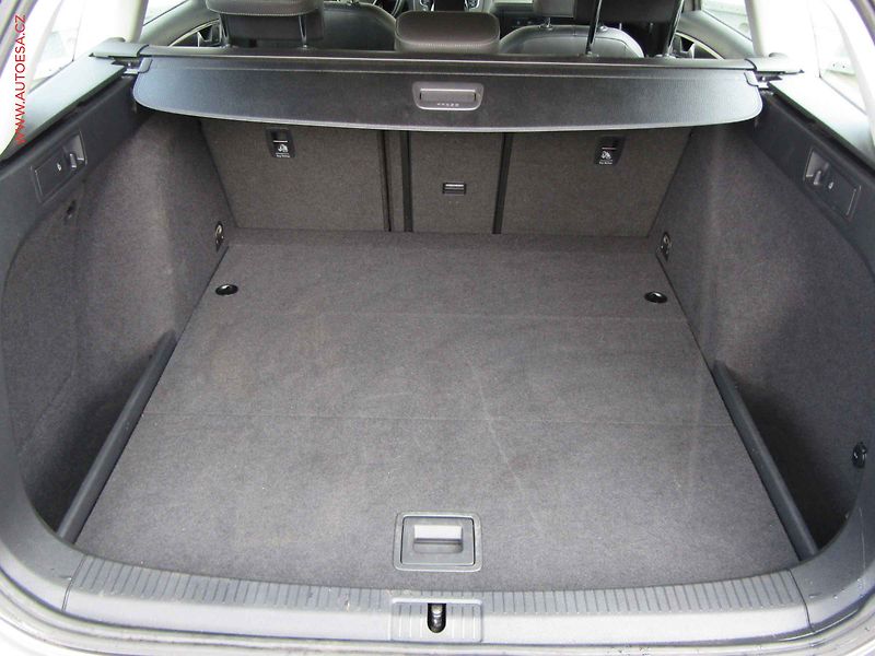 Volkswagen Golf (2014) 1.6TDi, Comfortline, zmk. - fotka 7 z 18