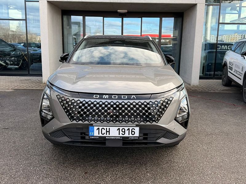 Omoda 5 FACELIFT 1.6TGDI DCT PREMIUM - fotka 2 z 12