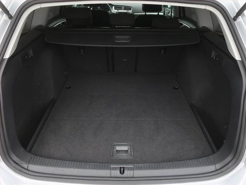 Volkswagen Golf (2016) 1.6 TDI, Automat, Tempomat - fotka 14 z 18