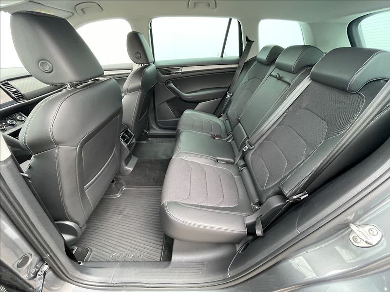 Škoda Kodiaq 2,0 TDI DSG Style NAVI+ACC - fotka 15 z 23