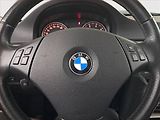 BMW Řada 3 (2009) 318 i, Tempomat - náhled 16