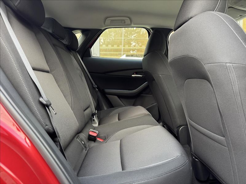 Mazda CX-30 2,5 140PS 6AT Centre-Line - fotka 12 z 13