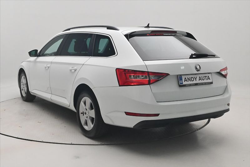 Škoda Superb 1,6 TDI 88 kW NAVI Ambition Zá - fotka 7 z 29