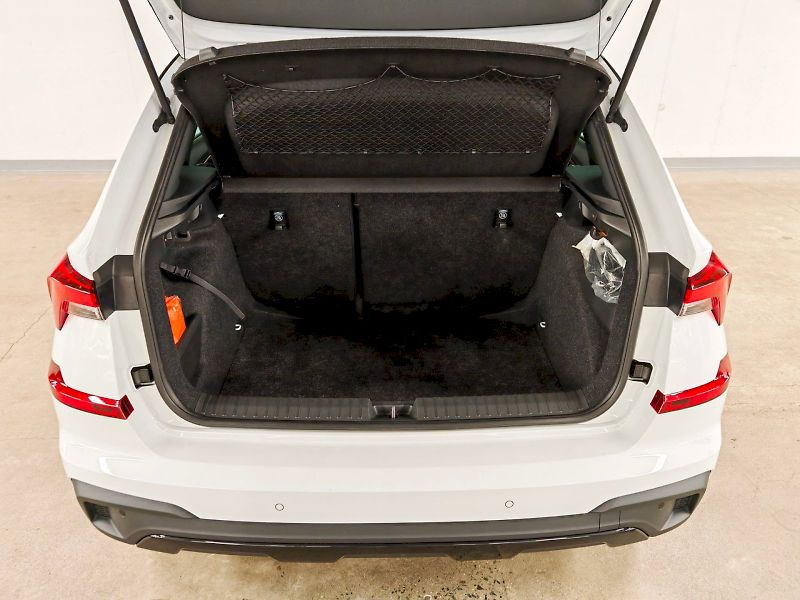 Škoda Kamiq (2025) 1.5 TSI 110 kW DSG Monte Carlo - fotka 29 z 31