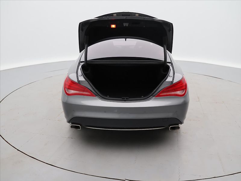 Mercedes-Benz CLA 2,1 CDI 125kW Aut. Xenon Kůže - fotka 9 z 25